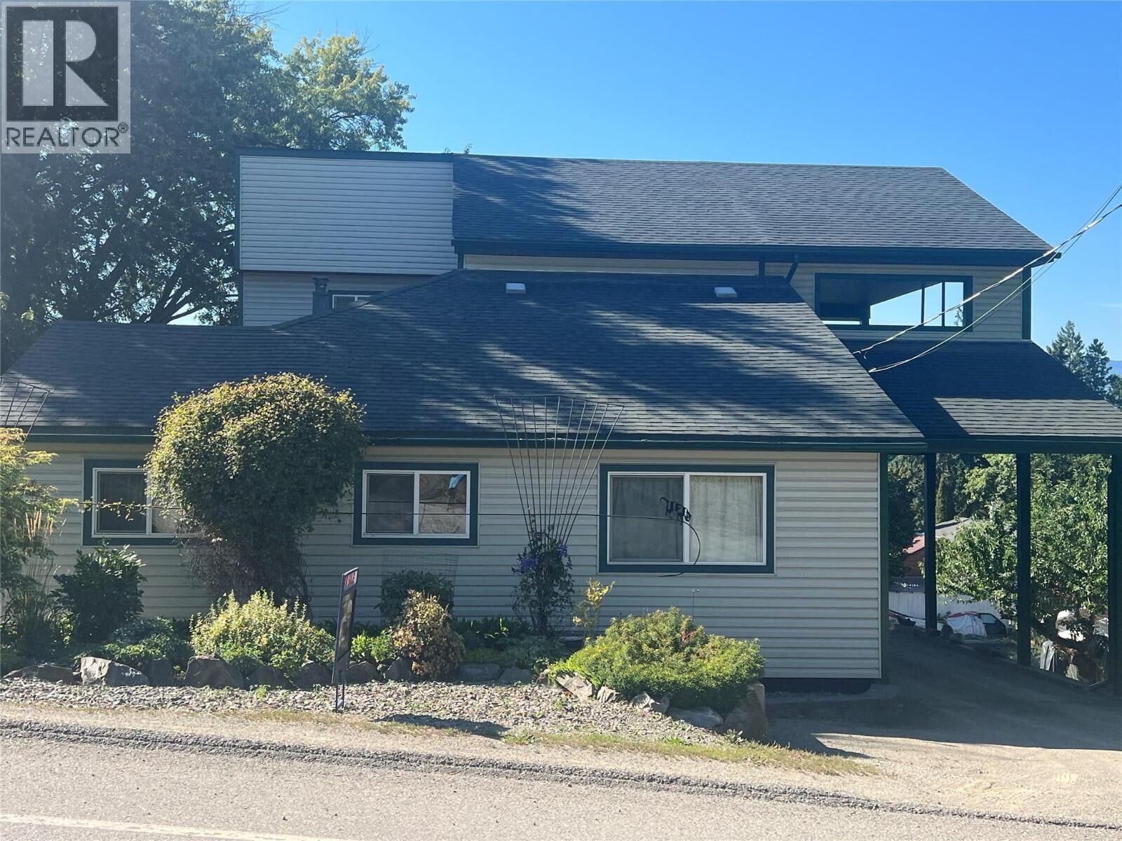 Photo de la propriété:  1121 Erickson Road  BC V0B 1G1 