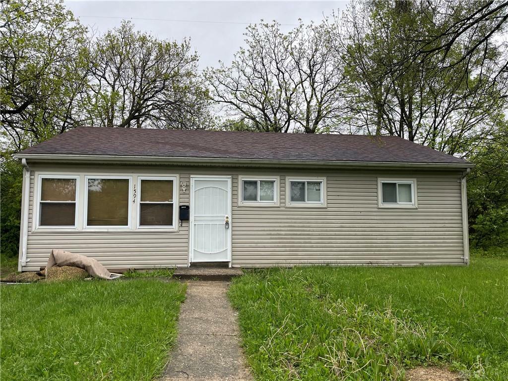 Property Photo: 1594 Graham Place OH 45417
