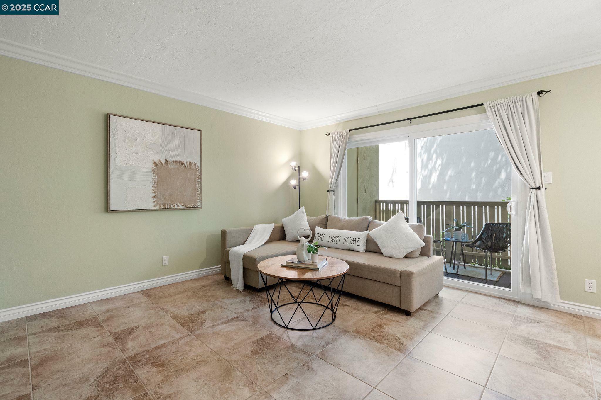 Property Photo: 2704 Oak Road 80 CA 94597