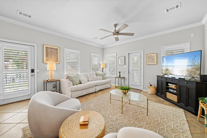 Property Photo: 237 Hidden Lake Way FL 32459