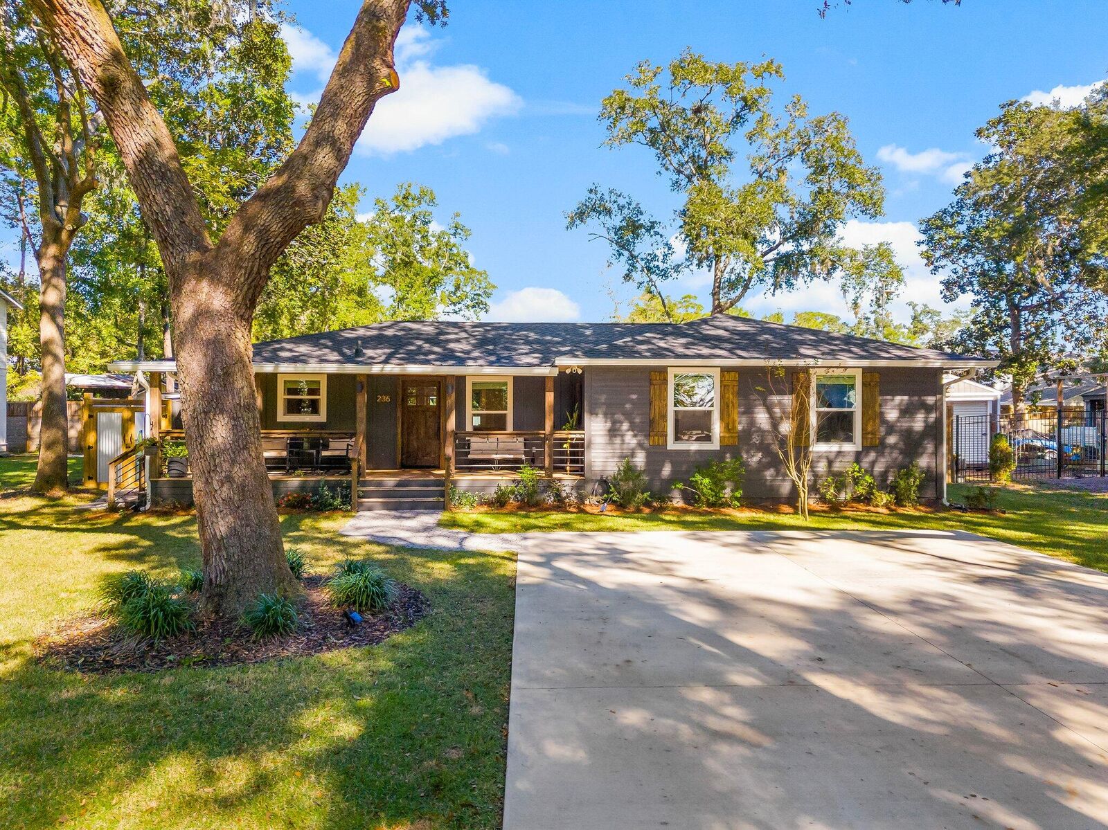 Property Photo:  236 Little Canal Drive  FL 32459 