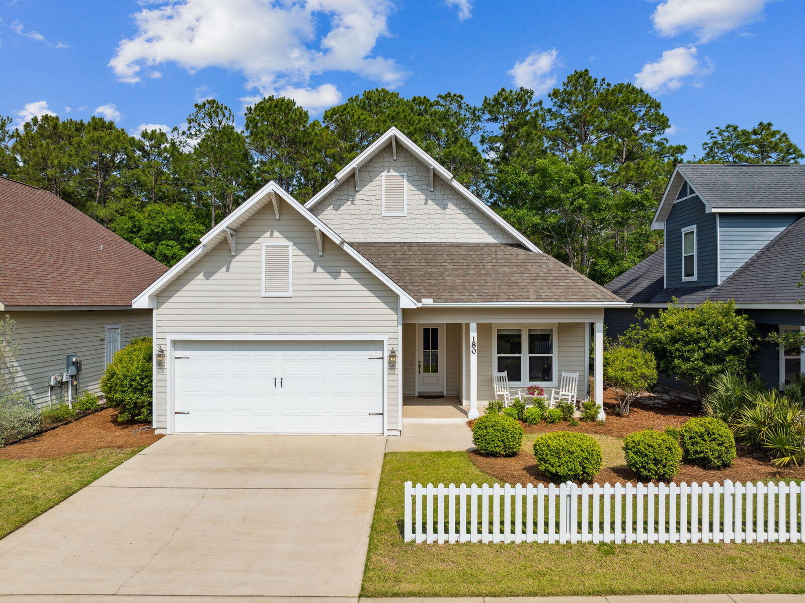 Property Photo:  180 Blakely Drew Boulevard  FL 32459 