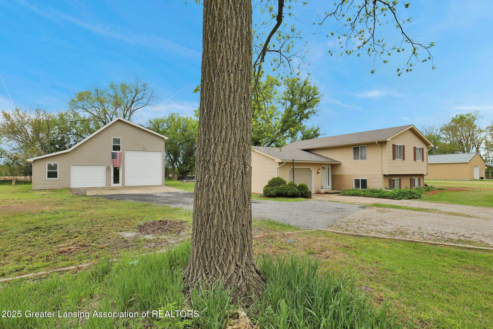 Property Photo: 5715 W Barnes Road MI 48827