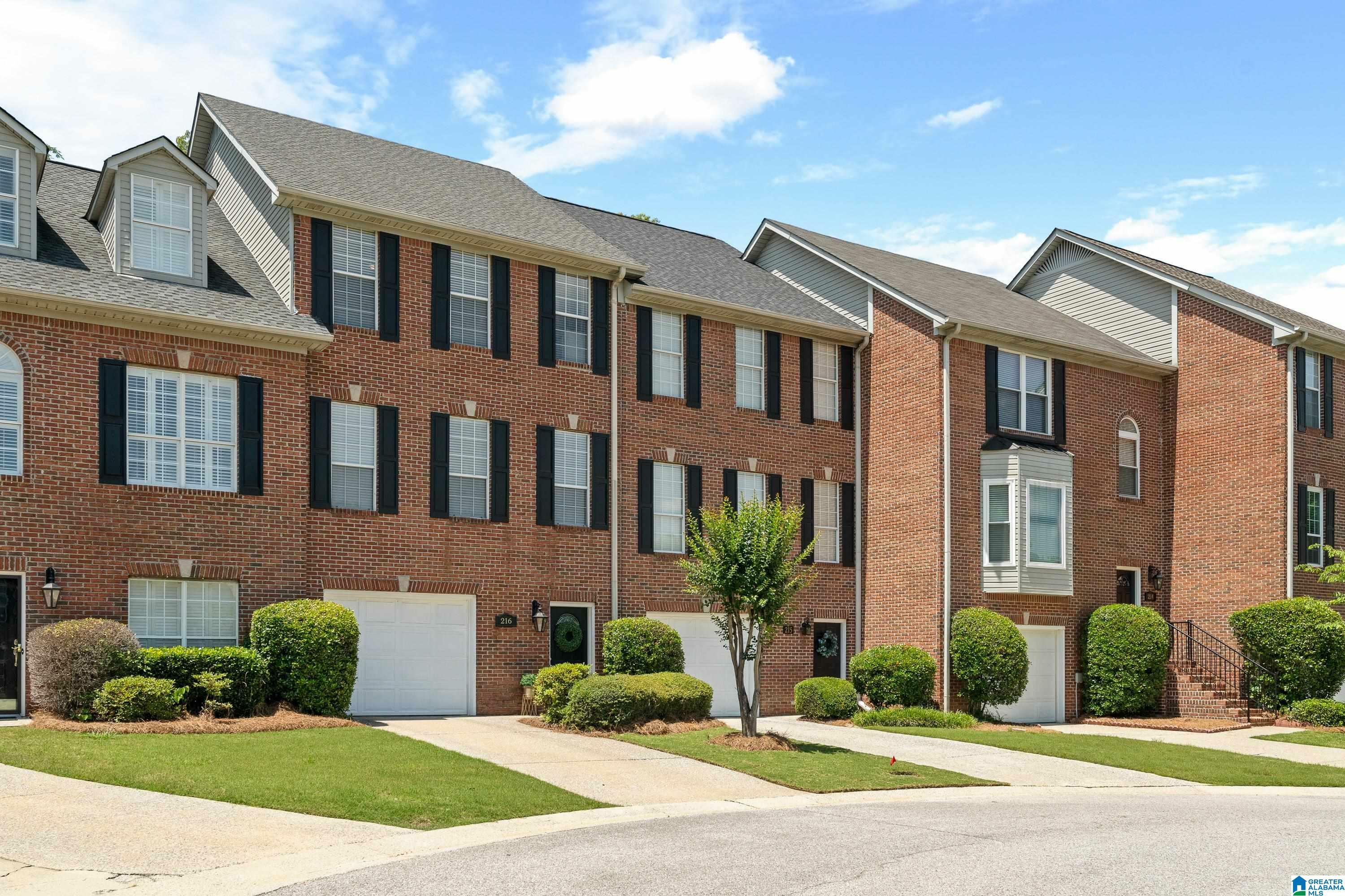 Property Photo: 216 Meadow Croft Circle AL 35242