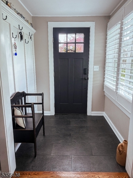 Property Photo: 5 Leslie Ct NJ 08822