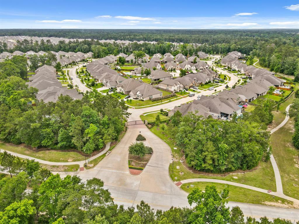 Property Photo: 23440 Yaupon Hills Drive TX 77357