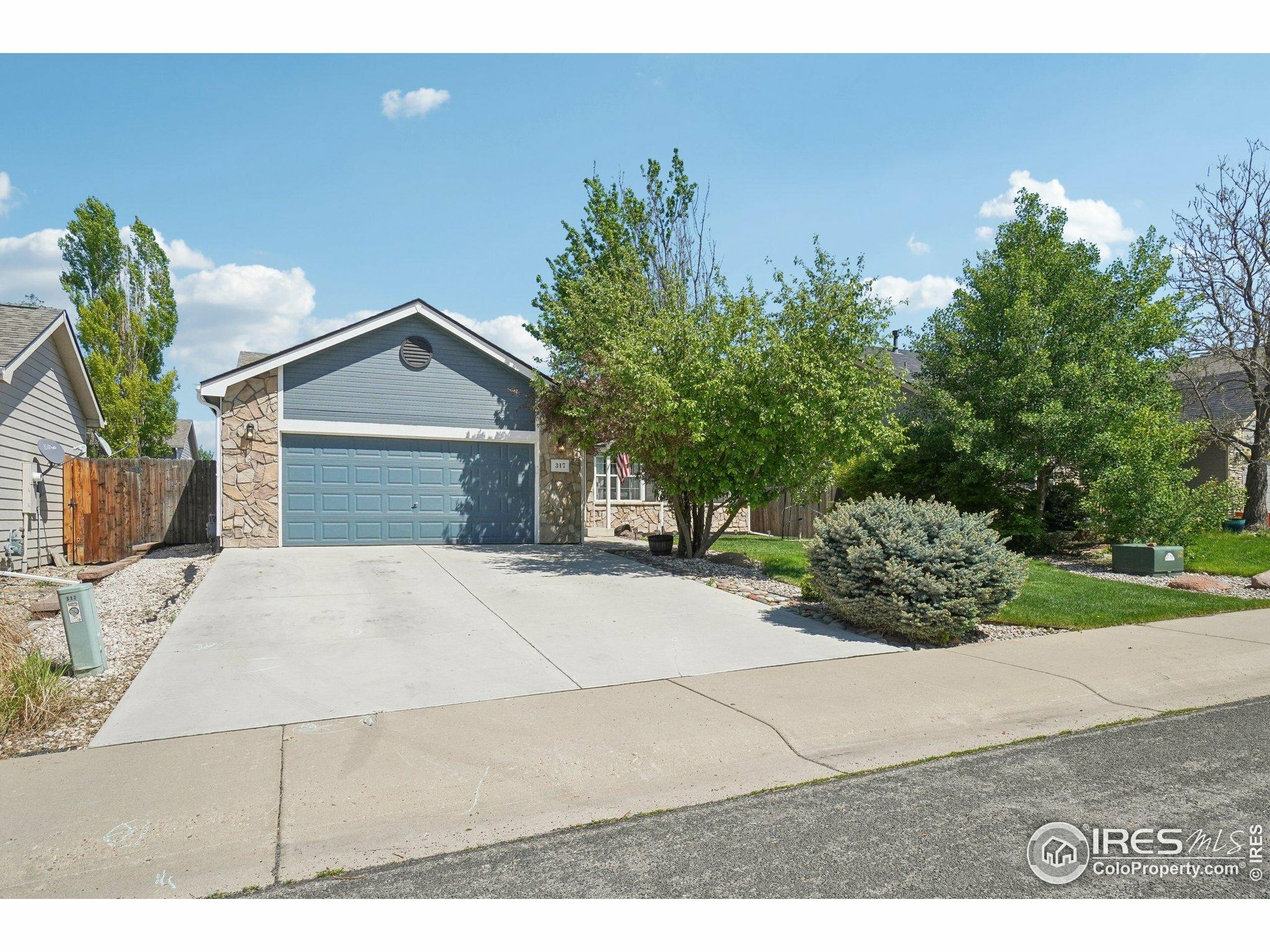 Property Photo: 317 Boulder Ln CO 80534