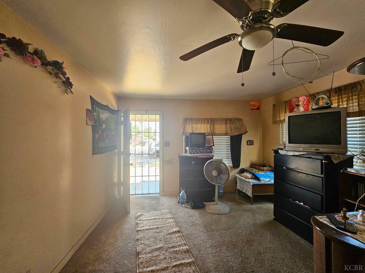 Property Photo: 415 E Florinda Street CA 93230