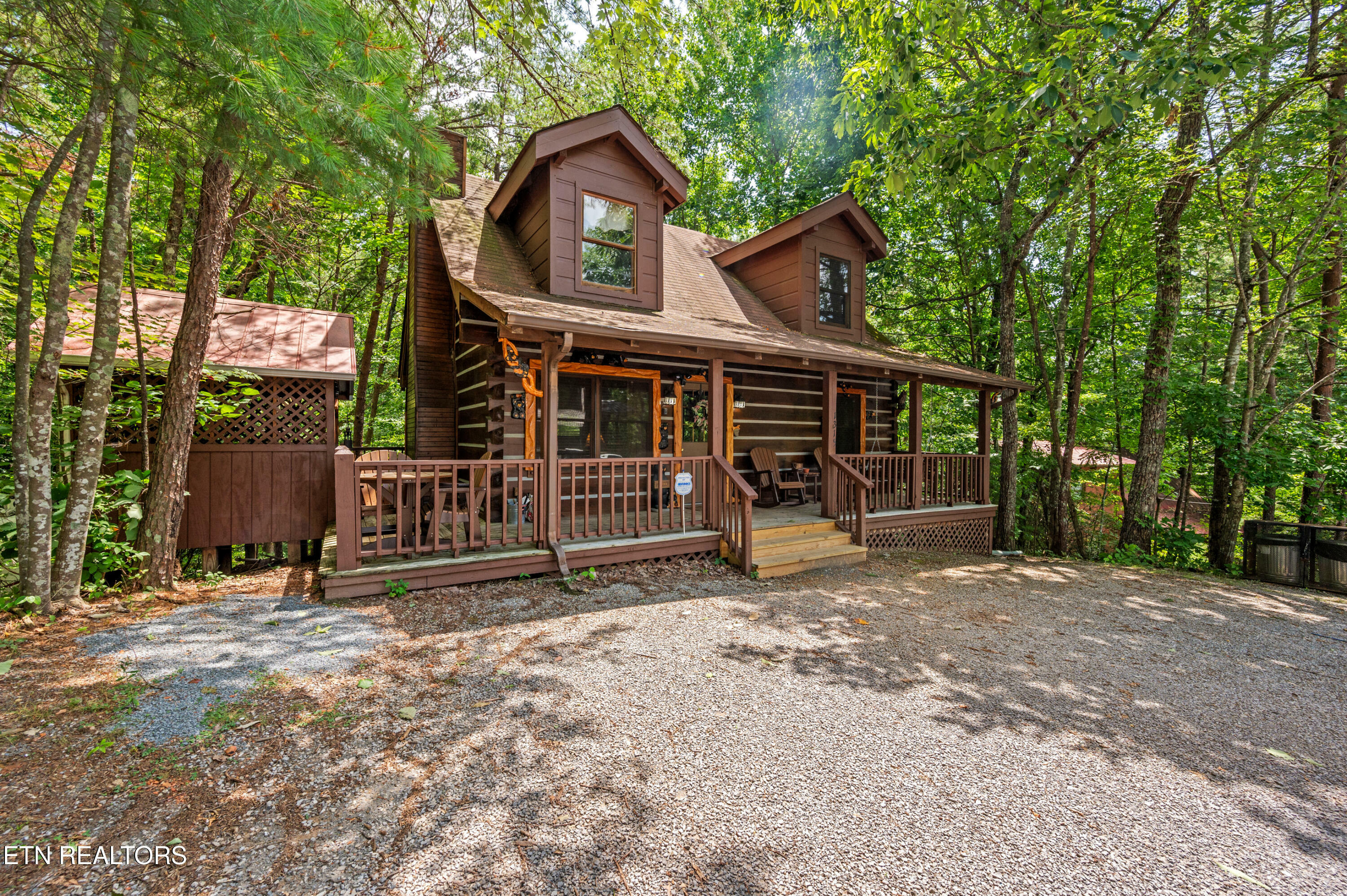 Property Photo: 1315 Indian Court TN 37876
