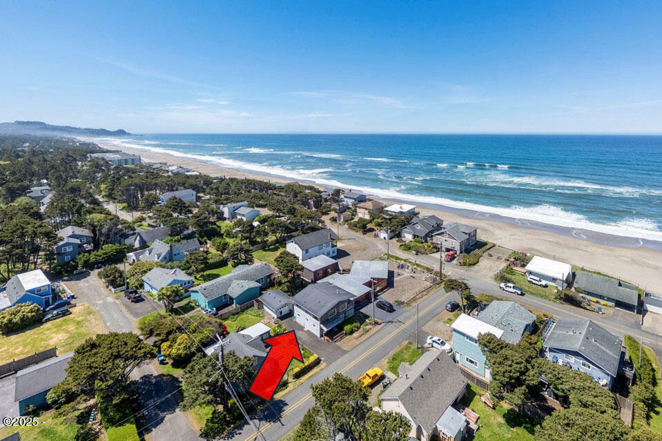 Property Photo: 320 Stevens Street OR 97388