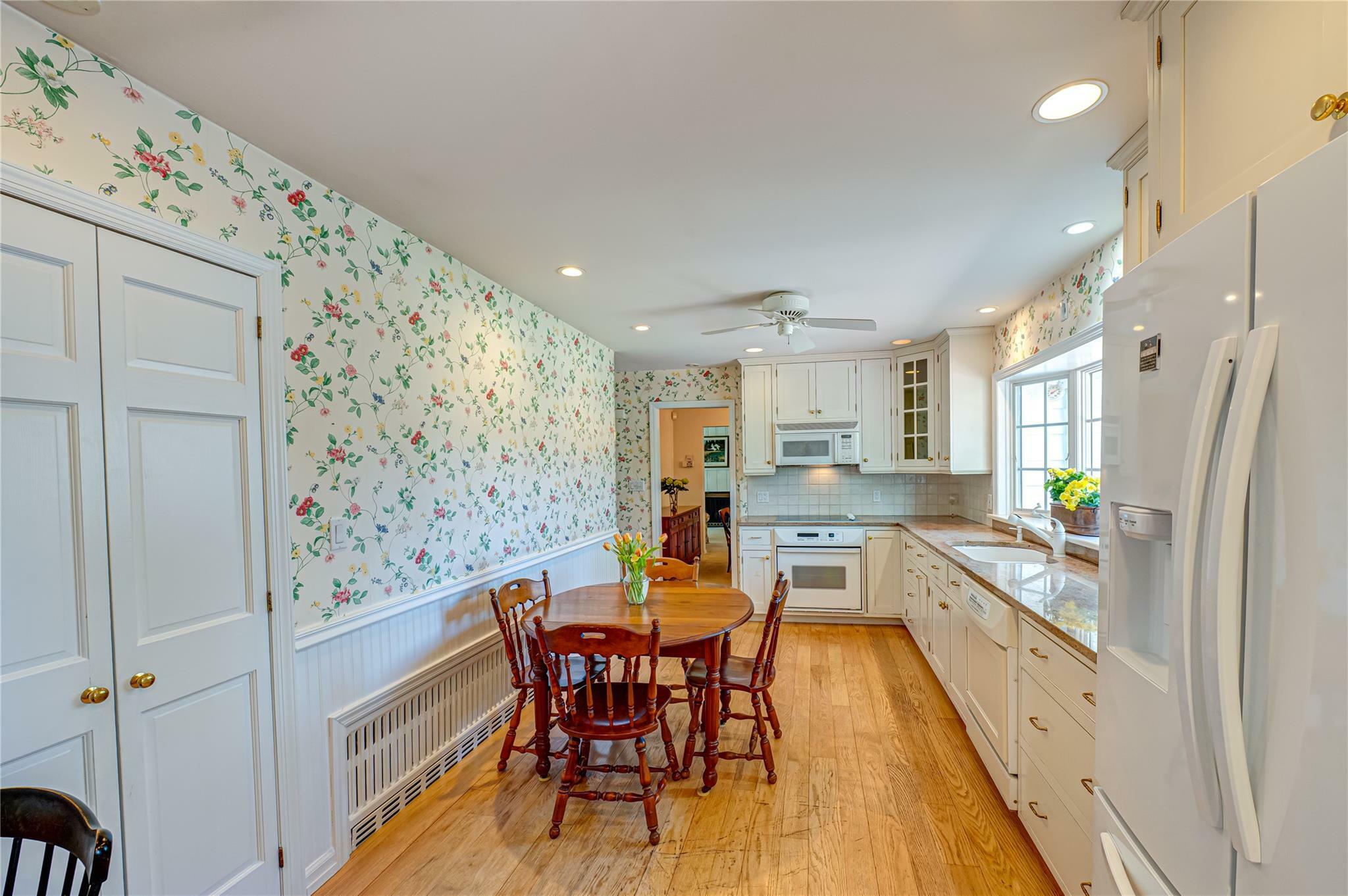 Property Photo: 105 Ketewamoke Avenue NY 11702