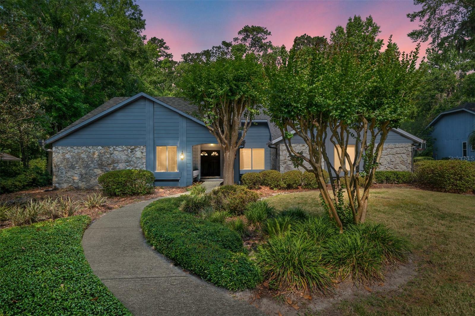 Property Photo: 1012 NW 45th Terrace FL 32605