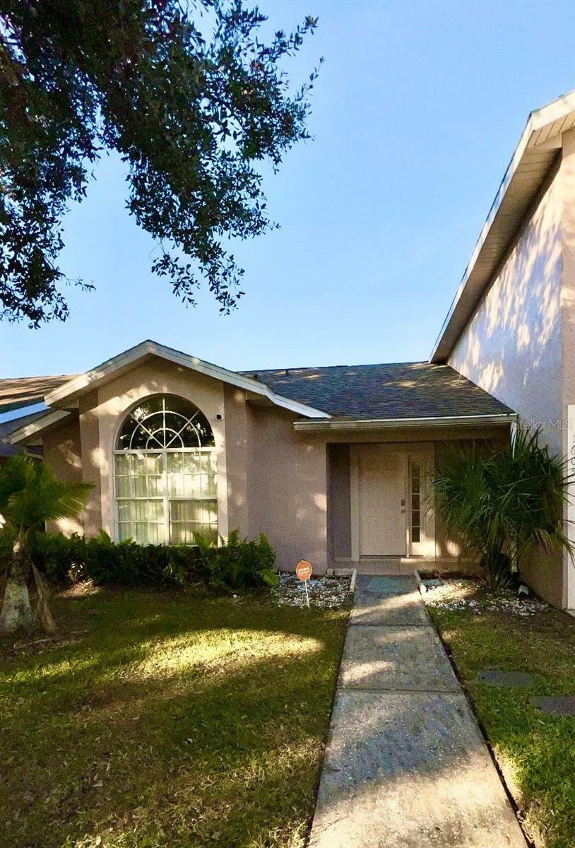 Property Photo: 1603 Emily Court FL 34744