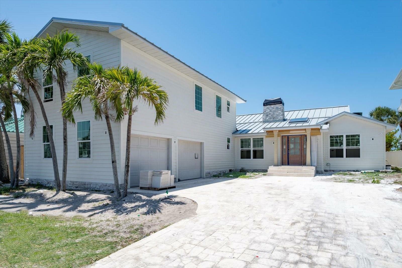 Property Photo: 1070 Eldorado Avenue FL 33767