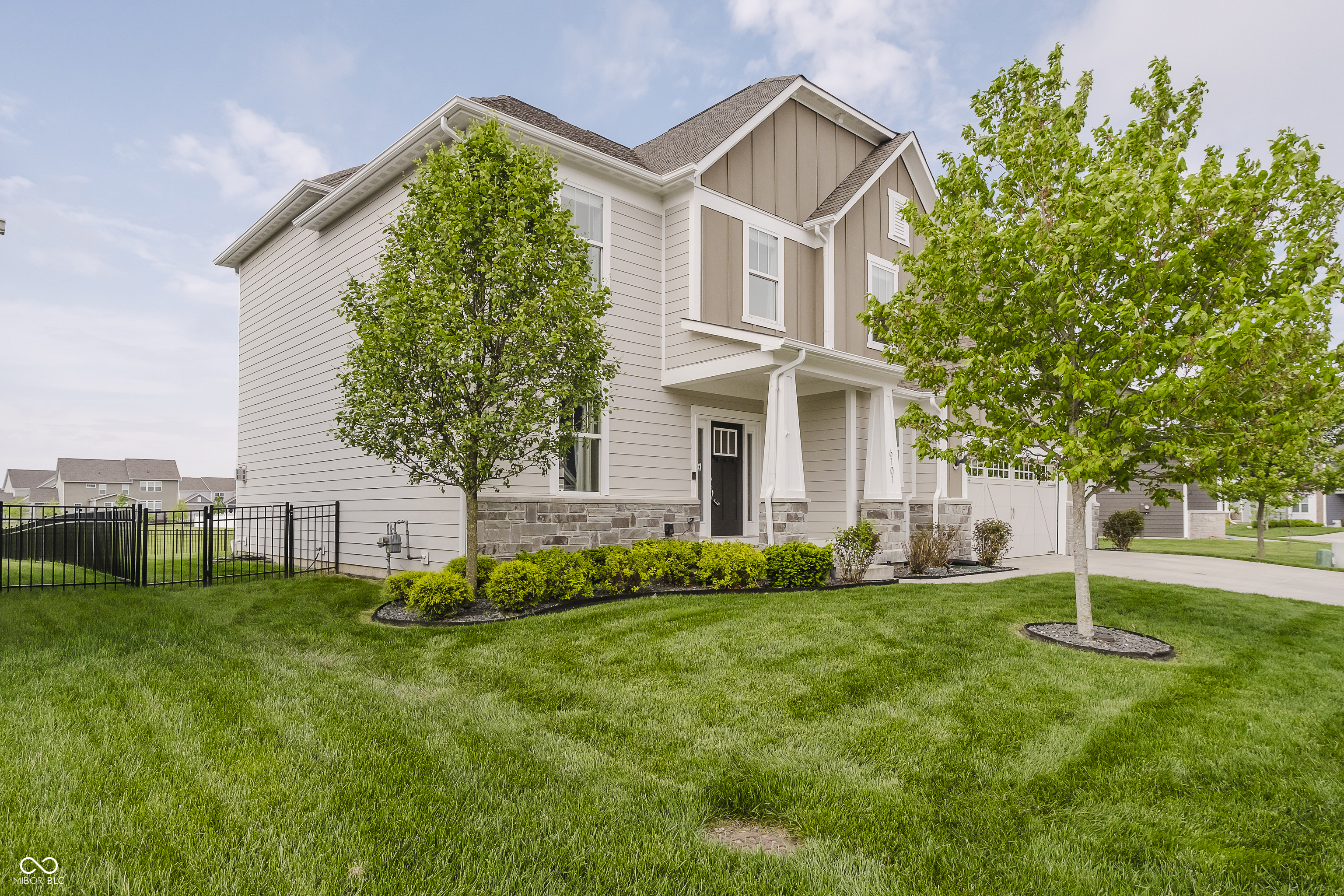 Property Photo: 6101 Hardwick Drive IN 46075
