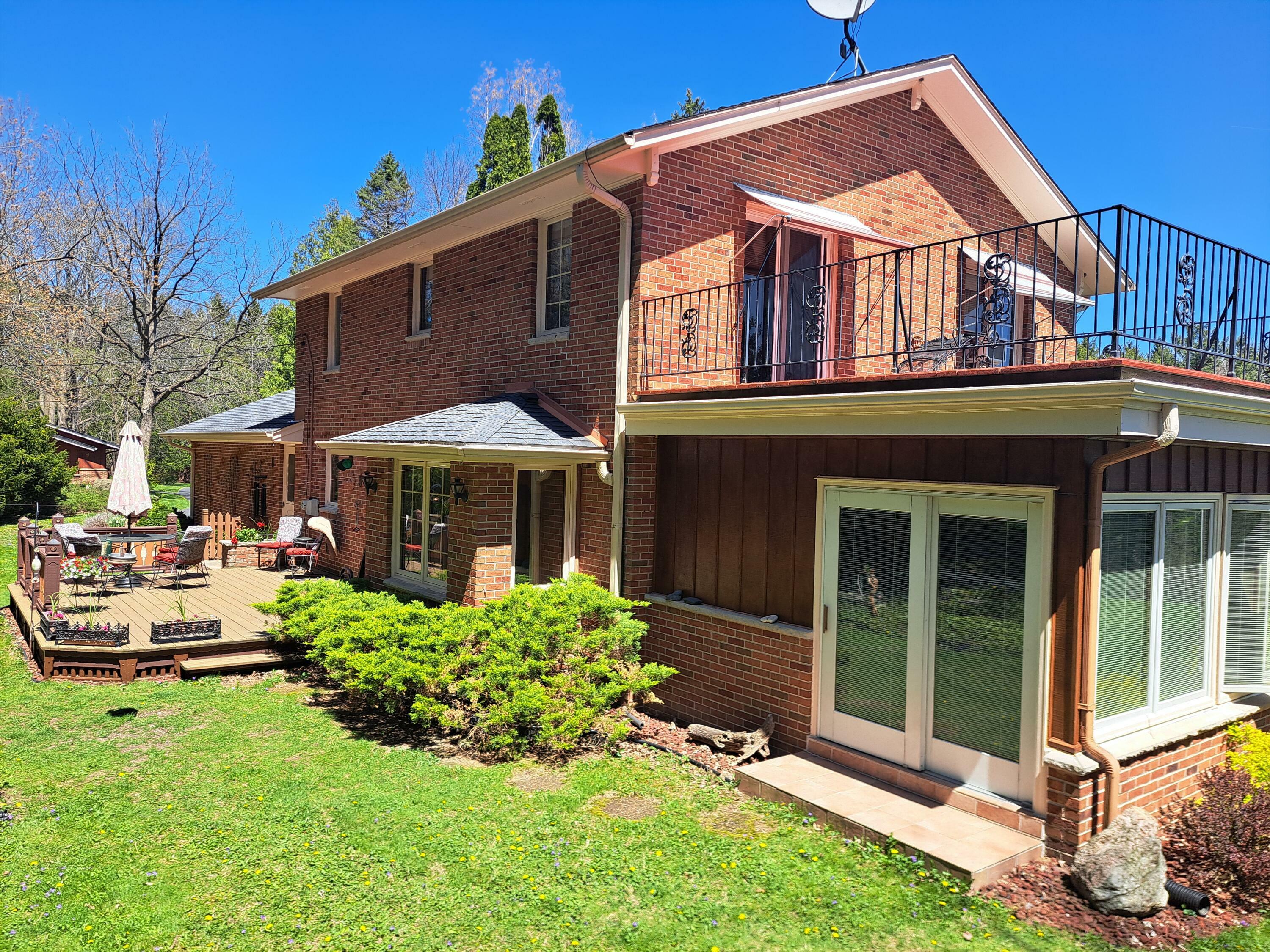 Property Photo: 4151 Elmwood Rd WI 53017