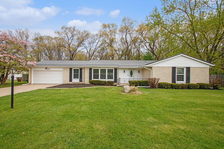 1507 Pinehurst Lane  Niles MI 49120 photo