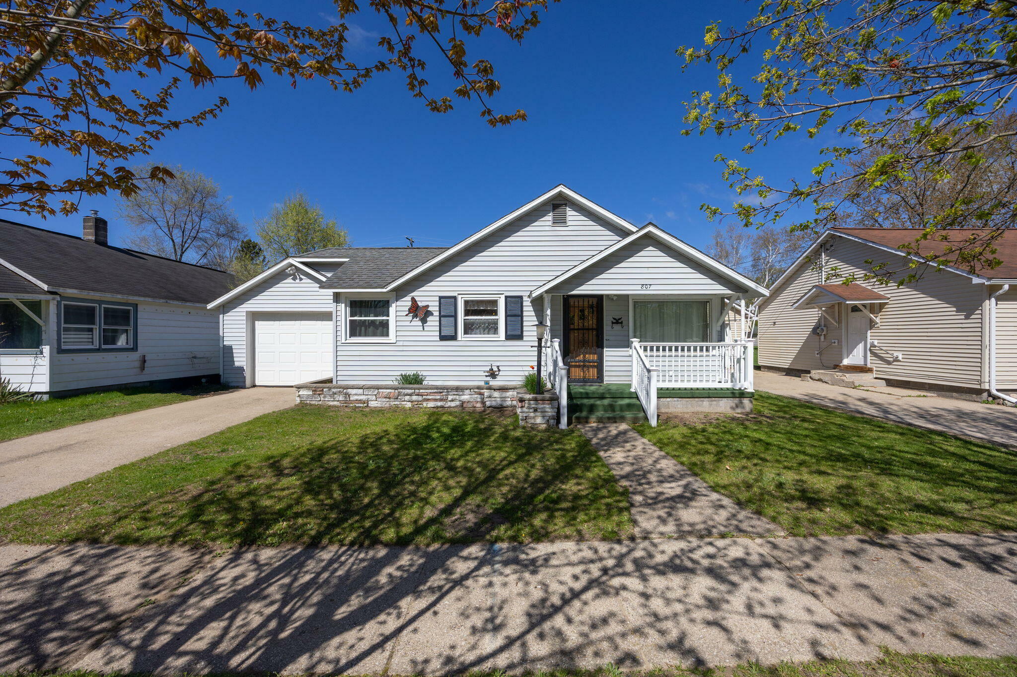 807 N Pine Street  Evart MI 49631 photo