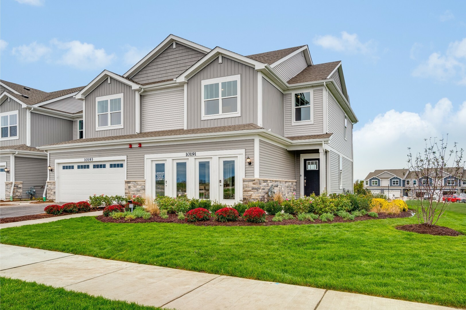 Property Photo: 130 Henderson Street IL 60543
