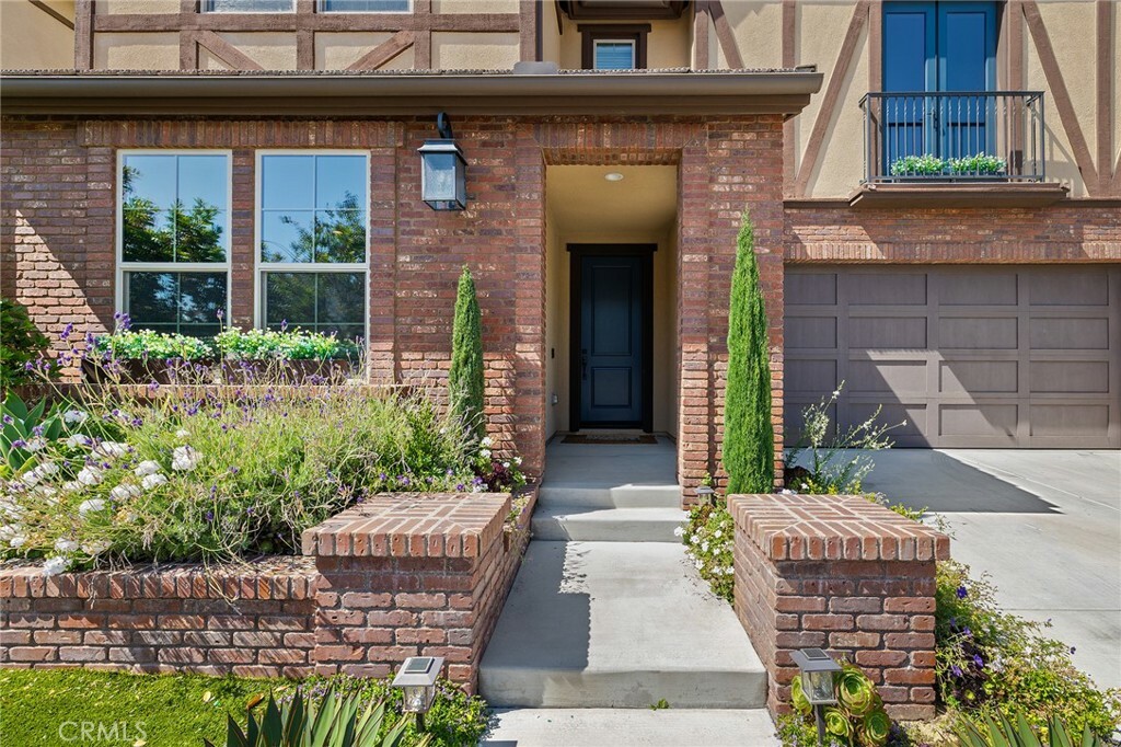 Property Photo:  2029 Picasso  CA 92704 