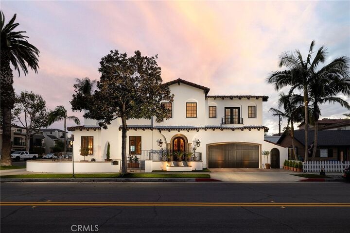 Property Photo: 427 10th Street CA 92648