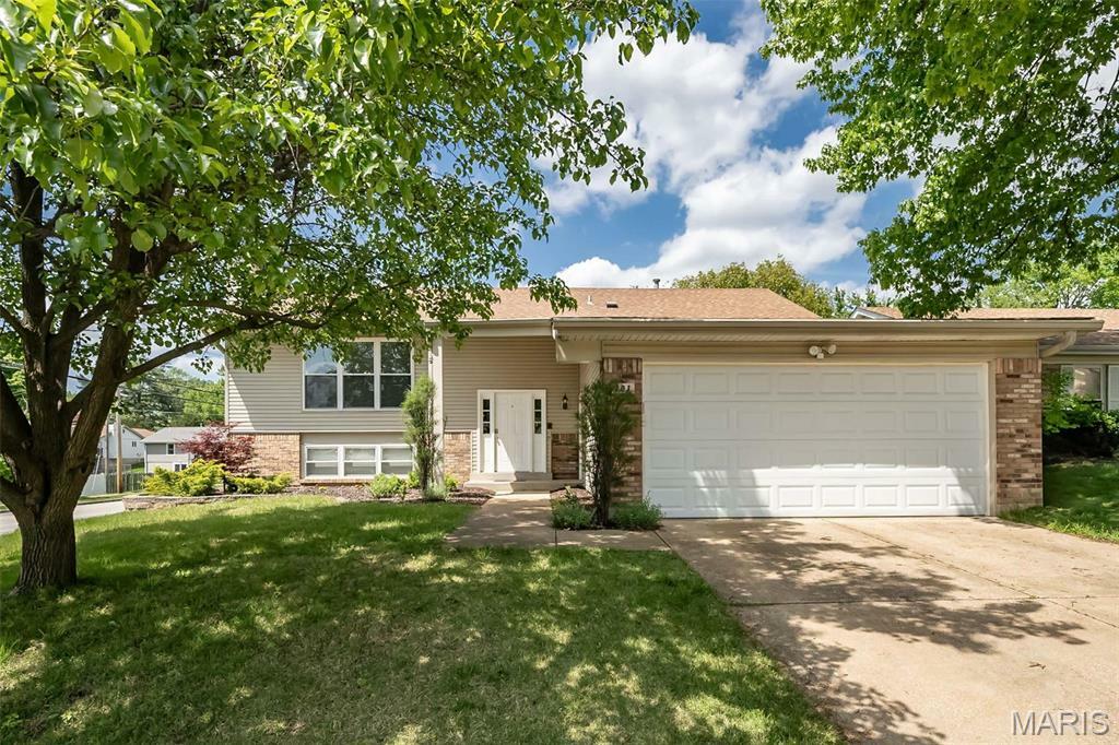 Property Photo: 101 Holly Green Drive MO 63021