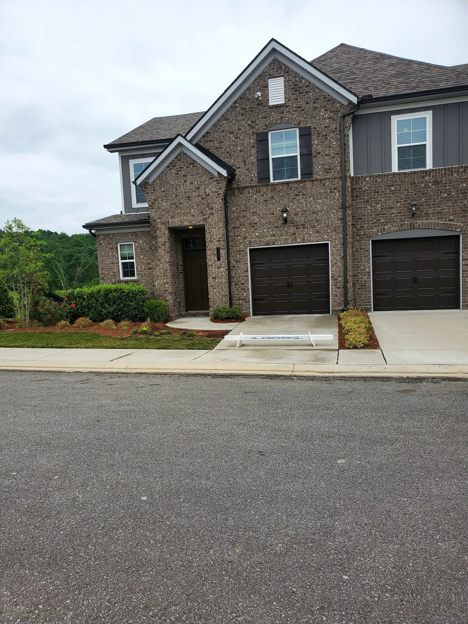 Property Photo: 403 Wooden Shoe Way TN 37090