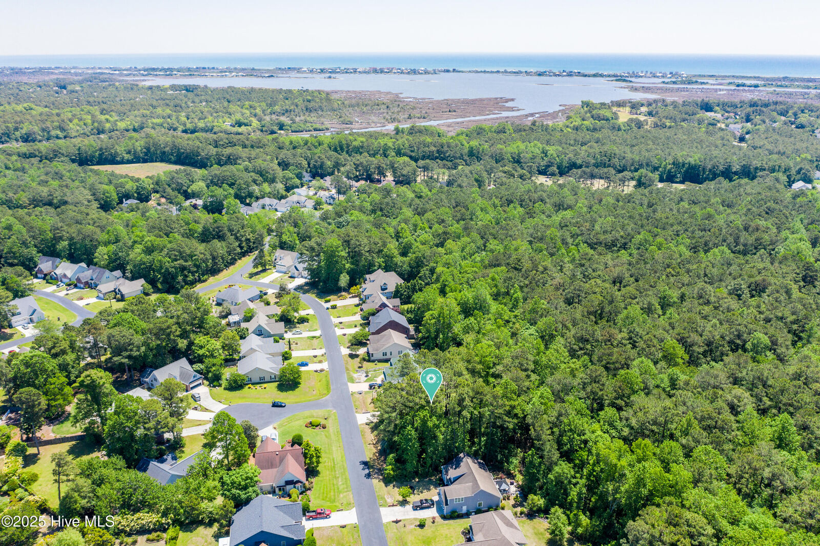 Property Photo: 119 35 Windy Point NC 28460