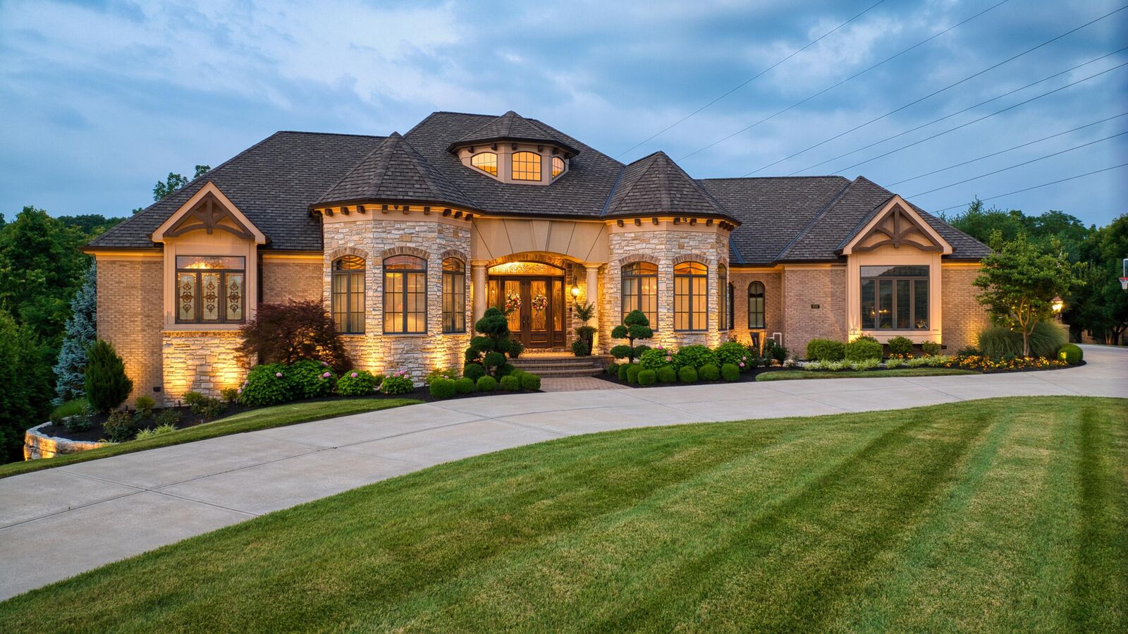 Property Photo:  949 Rosewood Drive  KY 41017