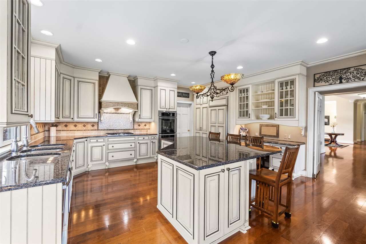 Property Photo:  2286 Pinecrest  MI 49740 