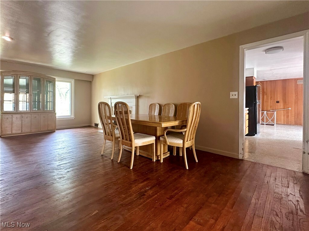 Property Photo: 1357 Kearney Street OH 44446