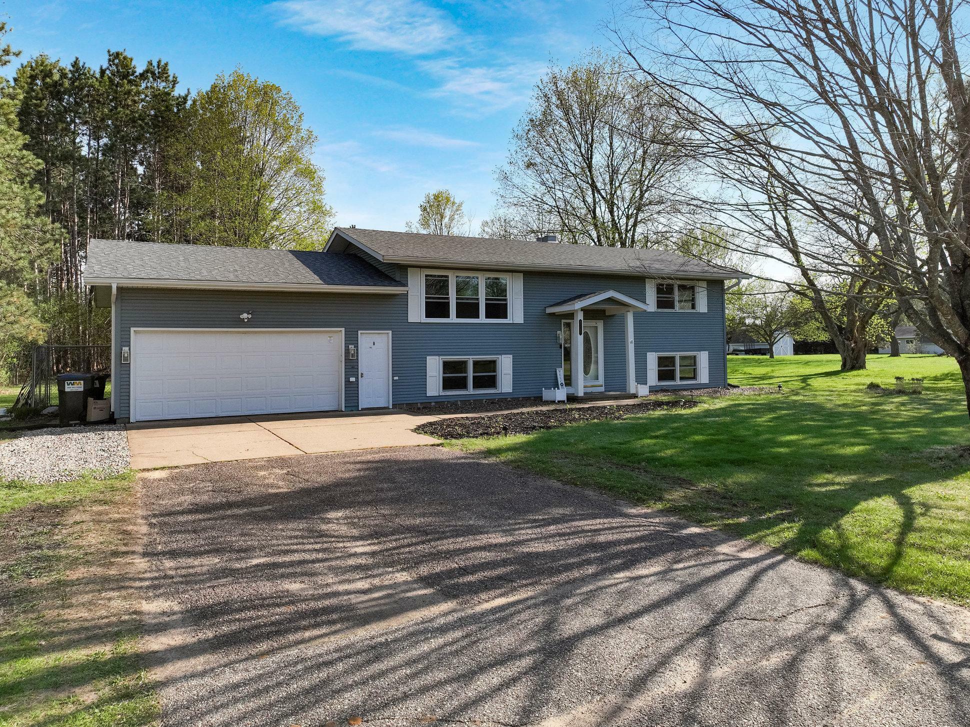 Property Photo: 5323 E Hamilton Avenue WI 54701
