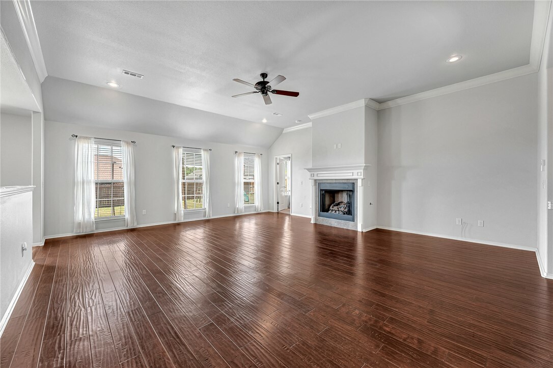 Property Photo: 212 Jones Street AR 72745