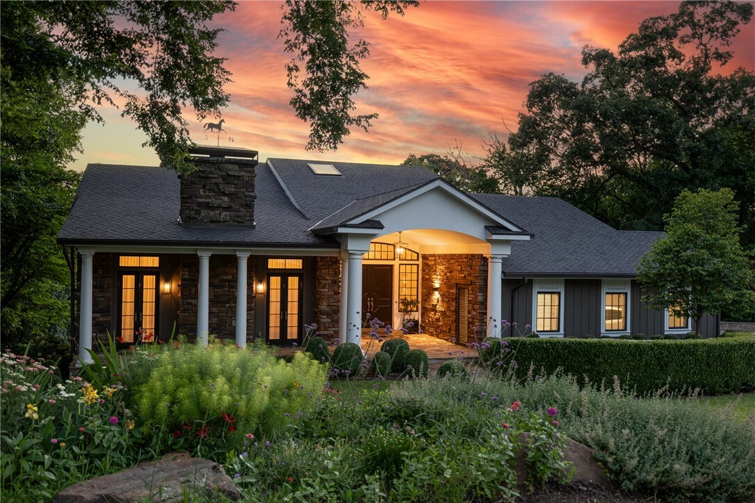 2627 N Sherwood Lane  Fayetteville AR 72703 photo