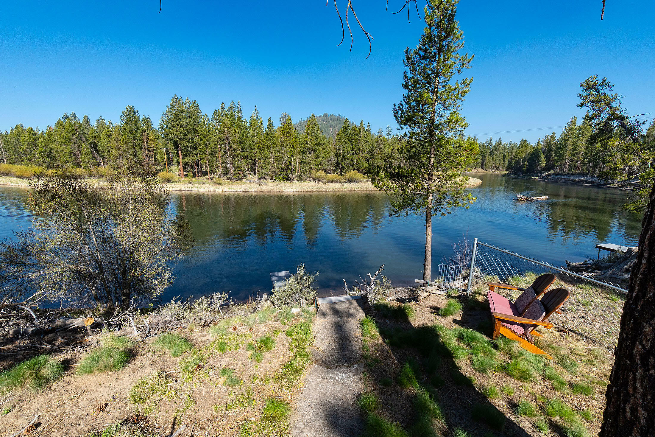 Property Photo: 16585 Gray Wolf Lane OR 97707