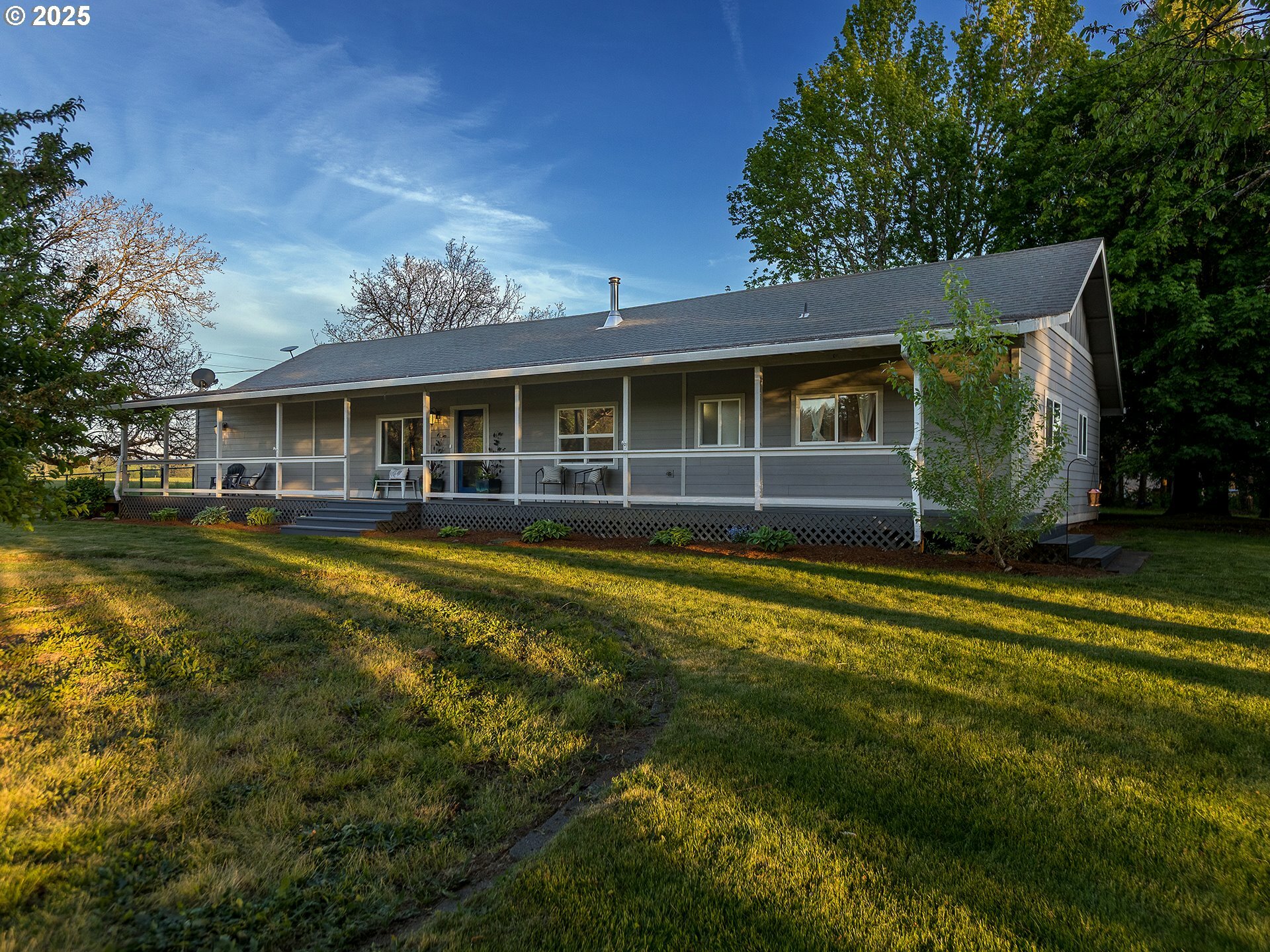 Property Photo: 23613 NE 9th St WA 98607