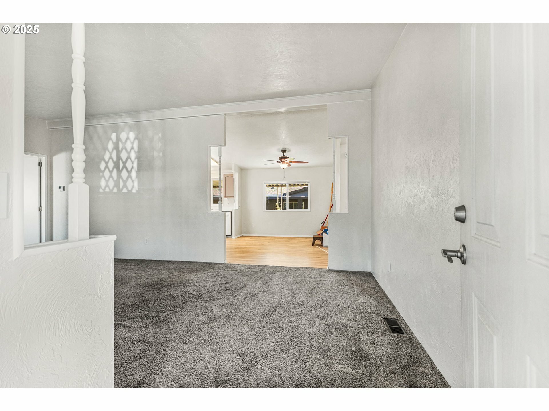 Property Photo: 10523 SE Linwood Ave 7 OR 97222