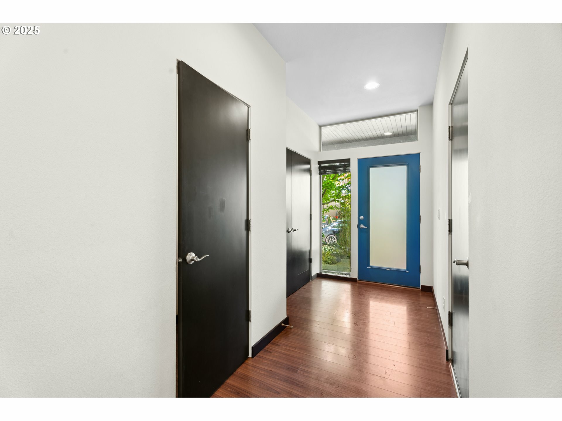 Property Photo: 2588 SE Martha Ct OR 97222