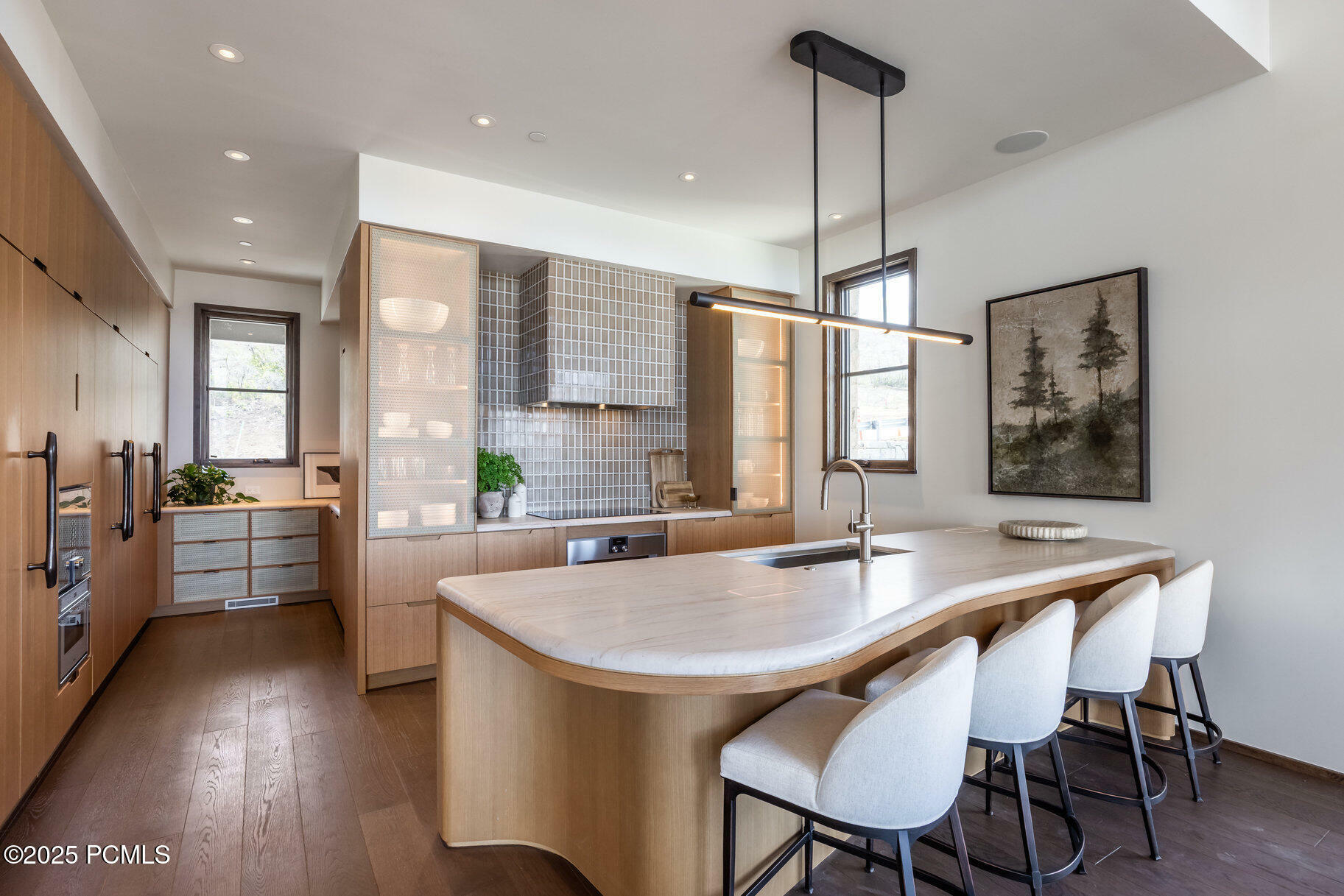 Property Photo: 10114 N Drommen Court UT 84060