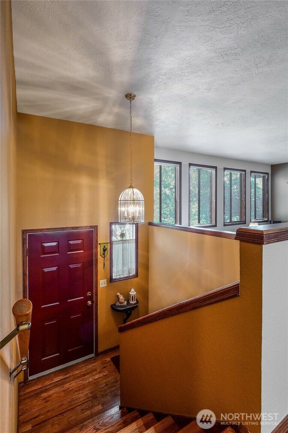Property Photo: 4321 W Lakeshore Drive WA 98837