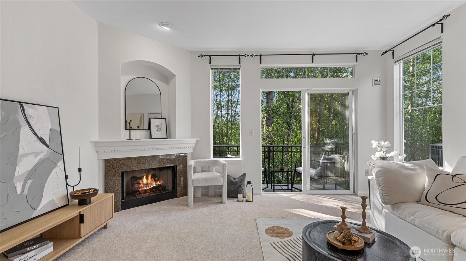 Property Photo: 9217 122nd Court NE B121 WA 98033