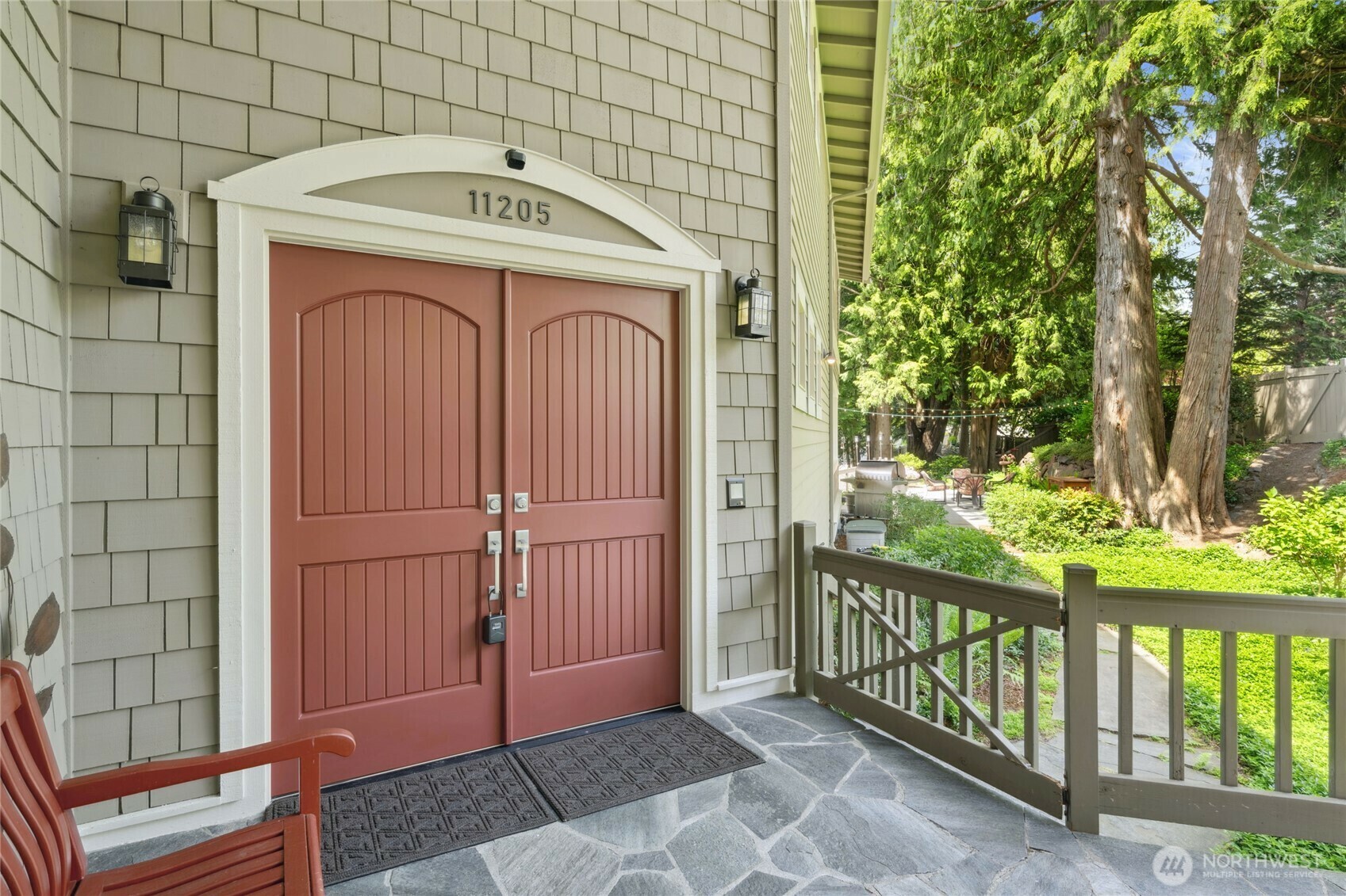 Property Photo: 11205 NE 95th Street WA 98033