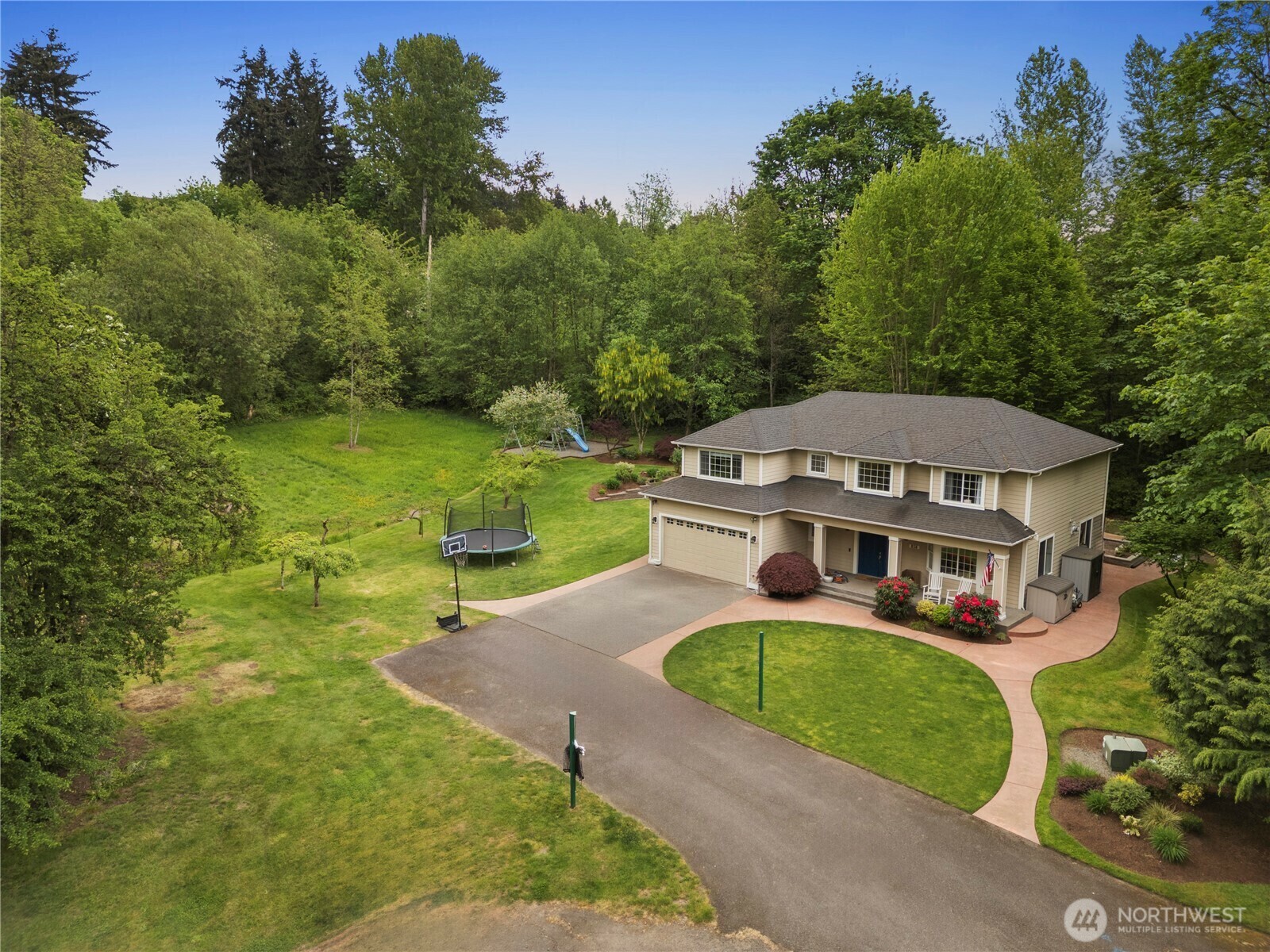 Property Photo: 856 Hilltop Avenue WA 98031