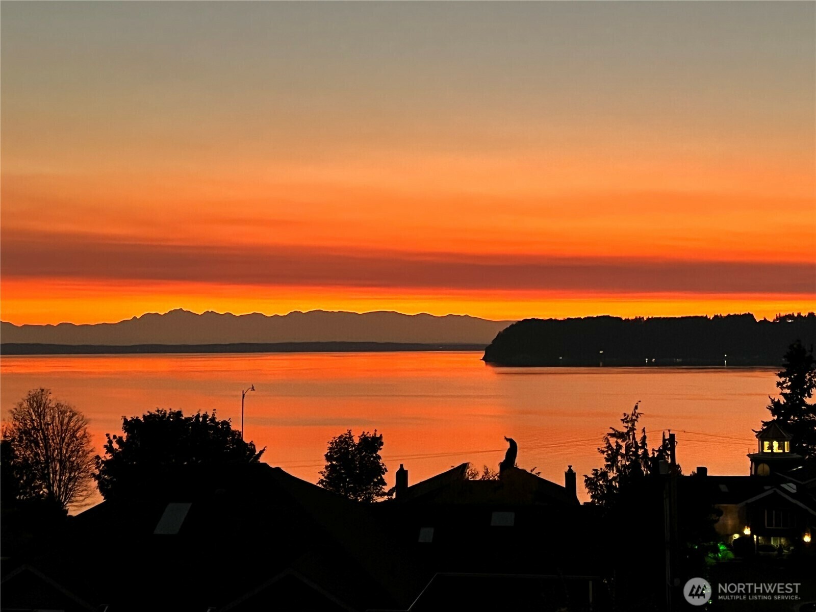 10326  66th Place W  Mukilteo WA 98275 photo