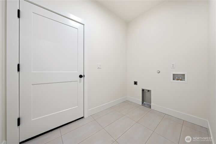 Property Photo:  1246 N 13th Avenue  WA 99344 