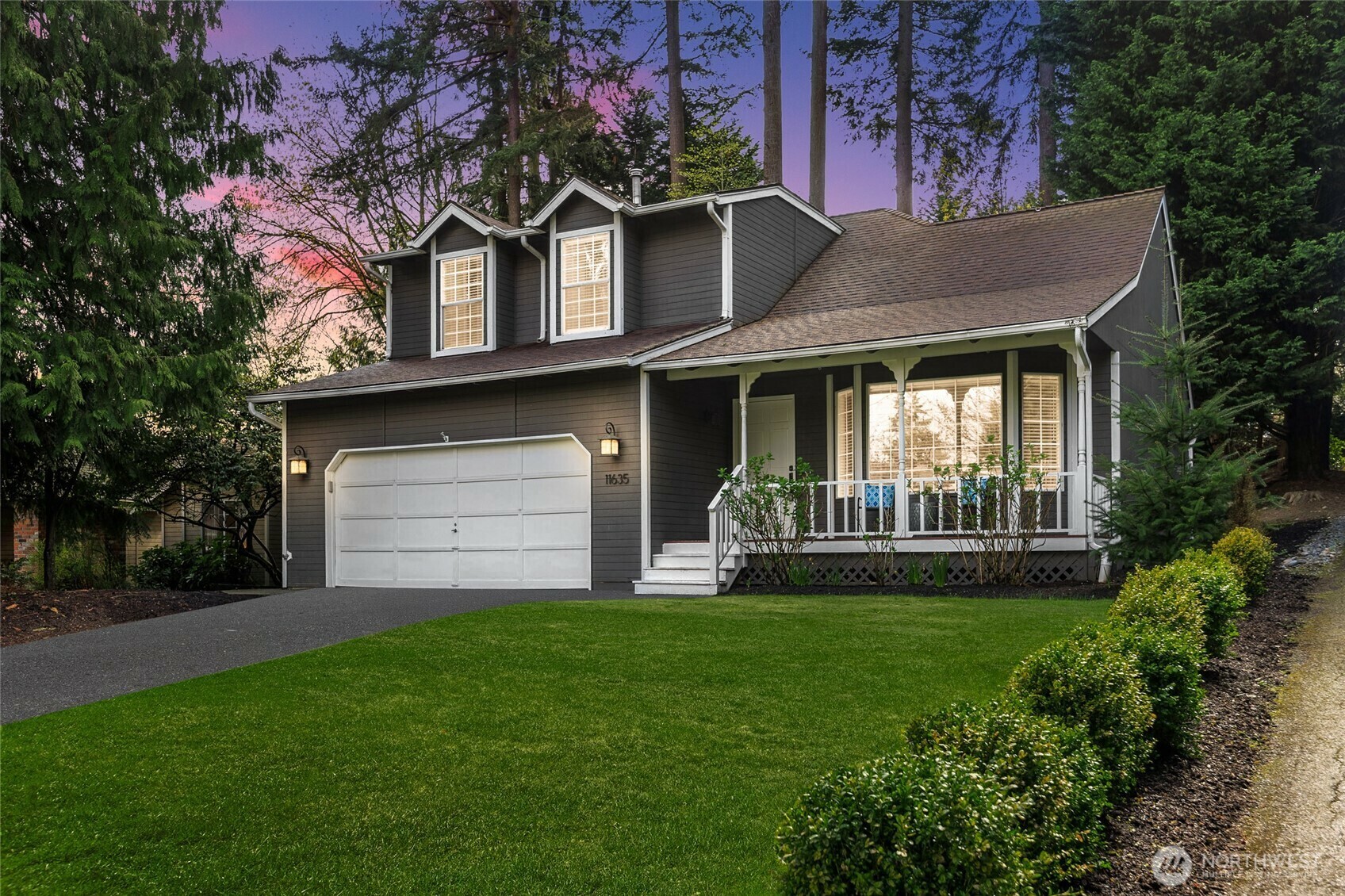 Property Photo: 11635 NE 95th Street WA 98033