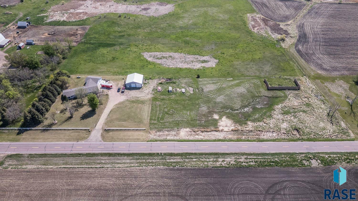 Property Photo: 27738 469th Ave SD 57039