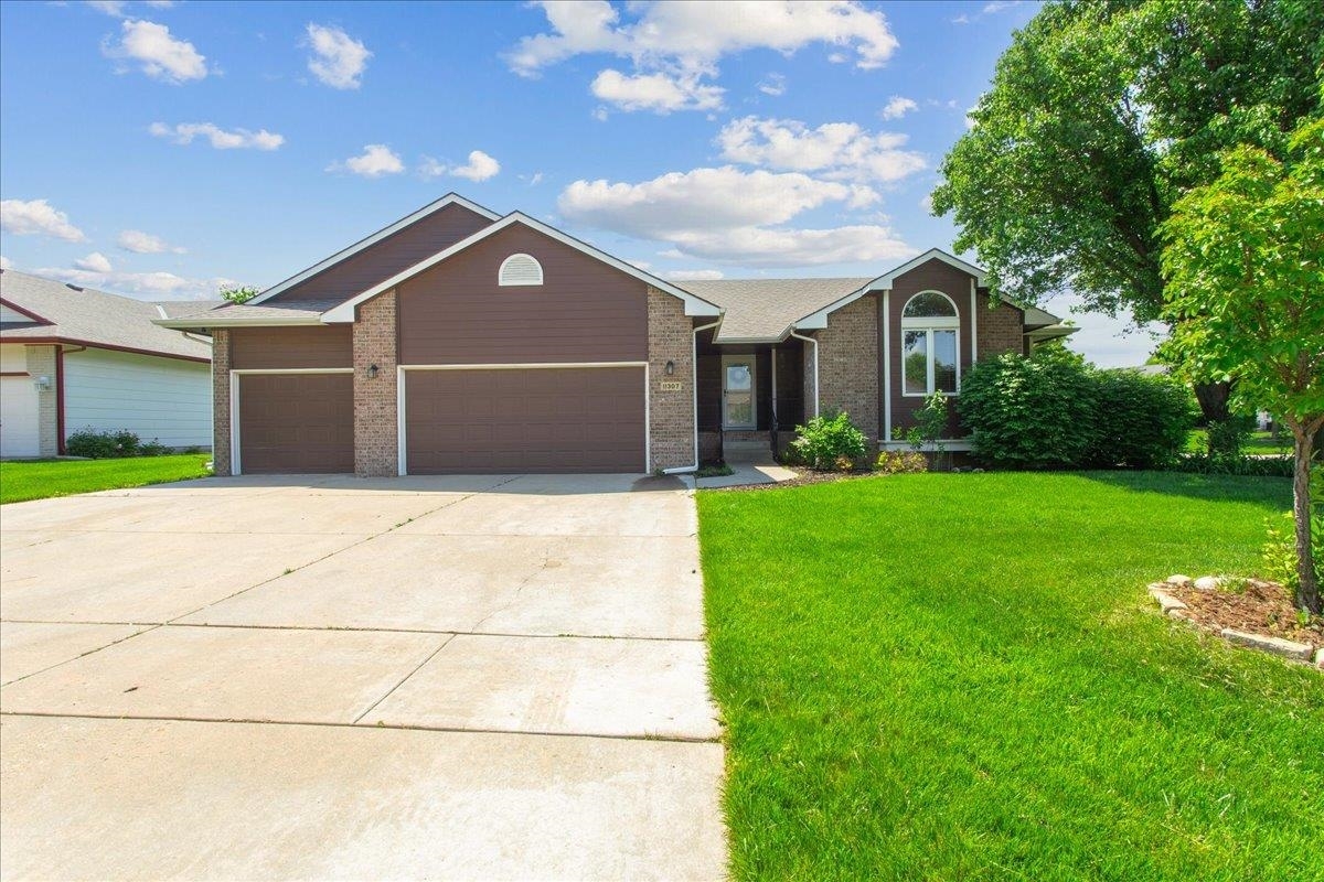 Property Photo: 11307 W Central Park St KS 67205