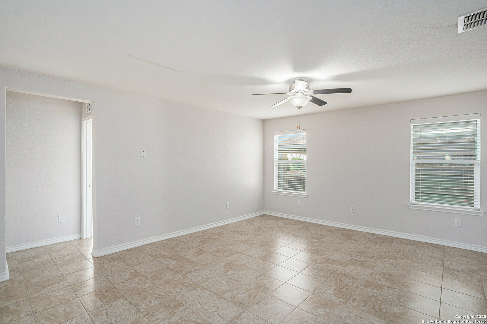 Property Photo: 1612 Iron TX 78245