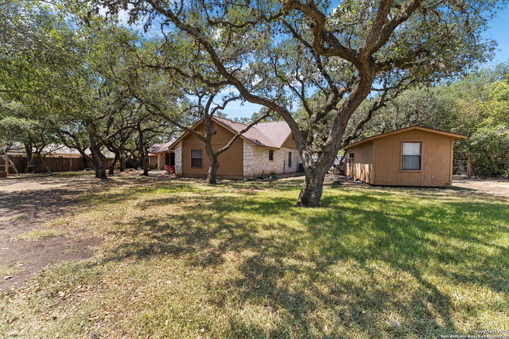 Property Photo: 9516 Geronimo Oaks TX 78254
